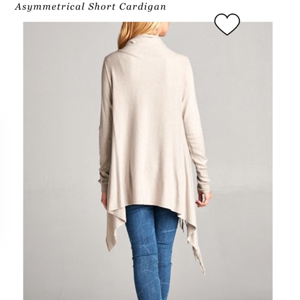 Tea n Rose Asymmetrical Short Cardigan - Picture 16 of 16